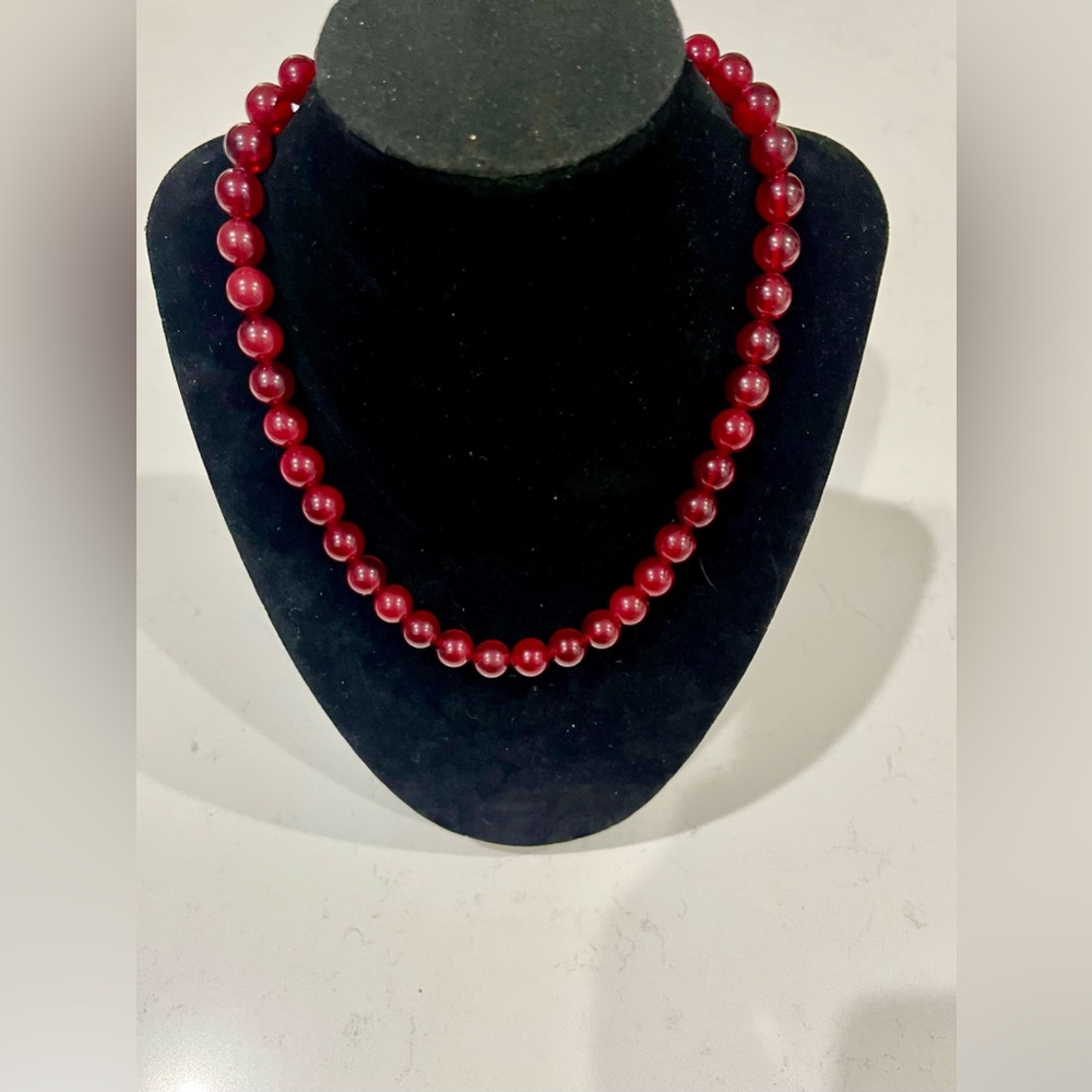 RARE!!! Artisan Red Jade or Carnelian Bead Necklace | Sterling Clasp | Vintage - Picture 7 of 12